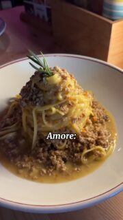 Just Amore 🫶🏻

#amore #pastawerkstatt #pasta #südstadt #kölnsüdstadt #italienisch #frischepasta #familienbetrieb #restaurant #köln #cologne #colognefood
